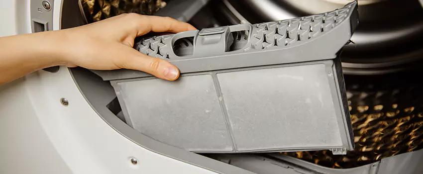 Signs Of A Clogged Dryer Lint Trap in Pikesville, Maryland